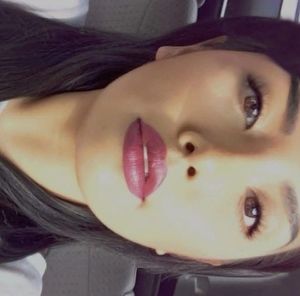 Meet your Posher, Mariela